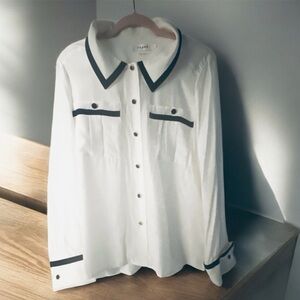 Frame off white and black shirt